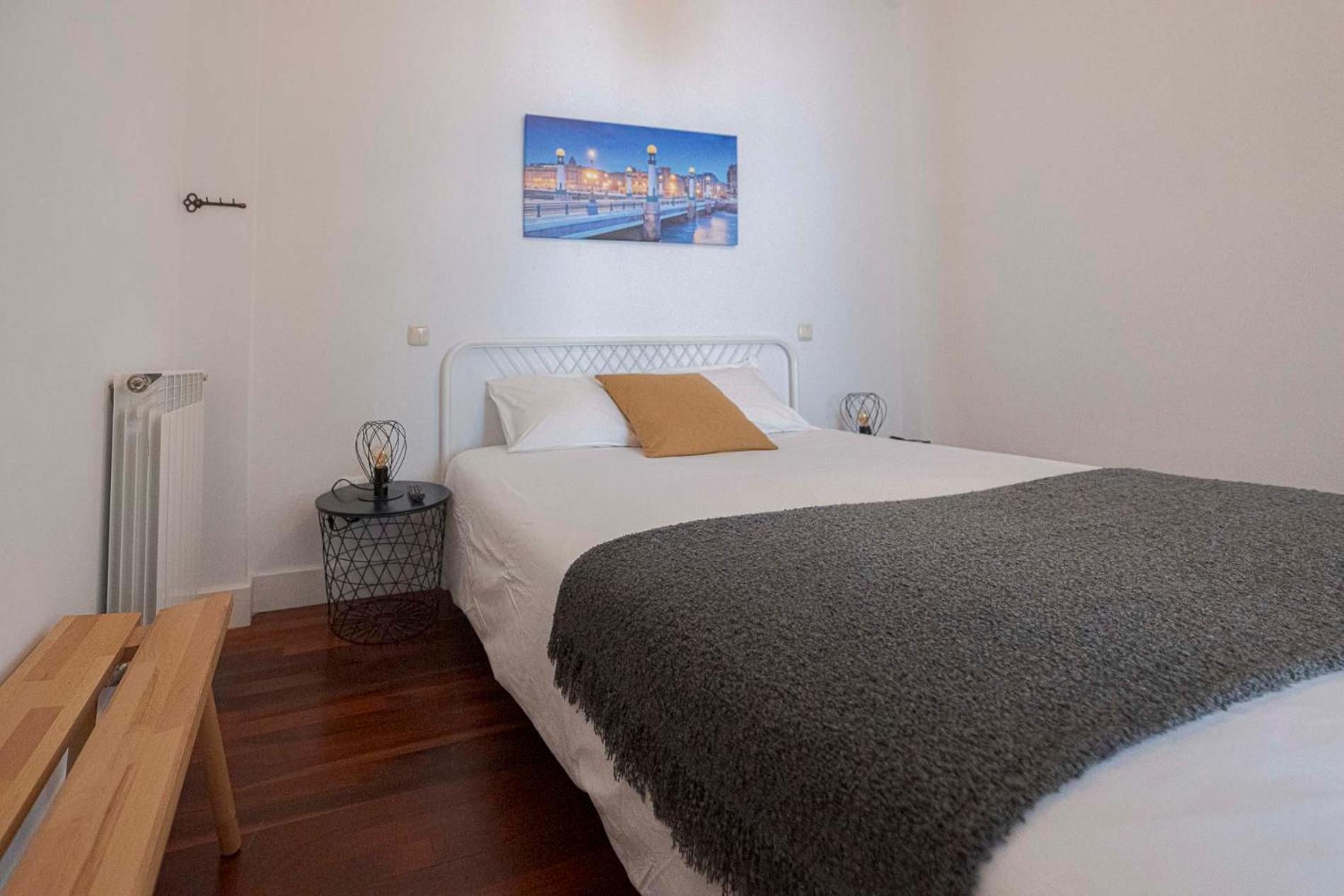 Apartamento Victoria En El Centro De サン・セバスティアン エクステリア 写真
