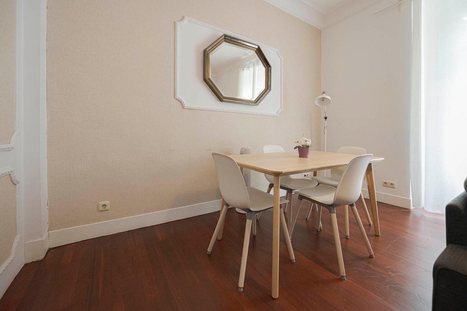Apartamento Victoria En El Centro De サン・セバスティアン エクステリア 写真