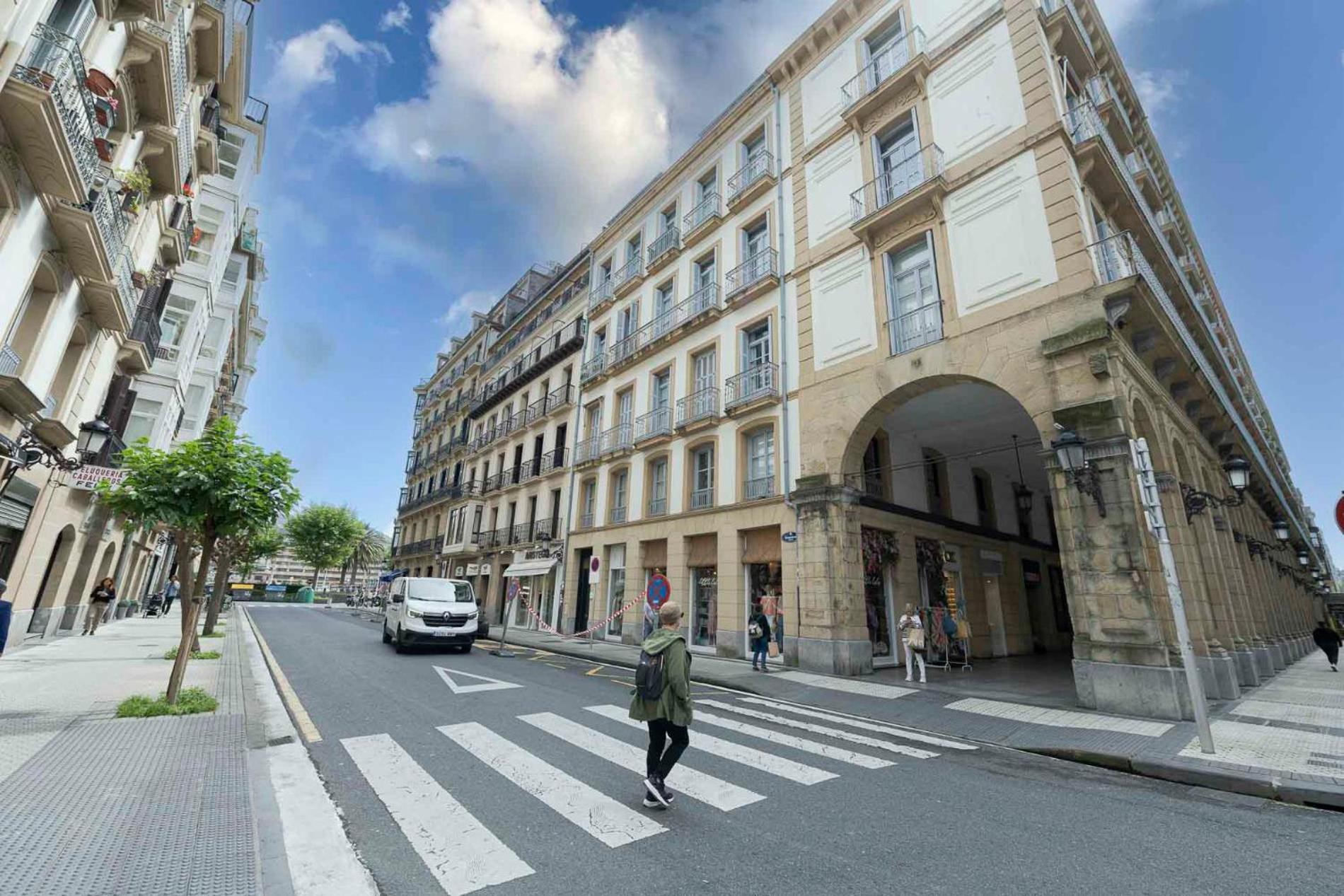 Apartamento Victoria En El Centro De サン・セバスティアン エクステリア 写真